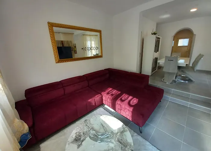 Les Jardins Secrets Villa