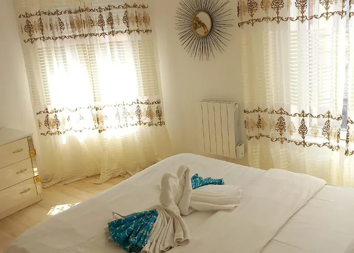 Villa Les Jardins Secrets Romilly-sur-Seine